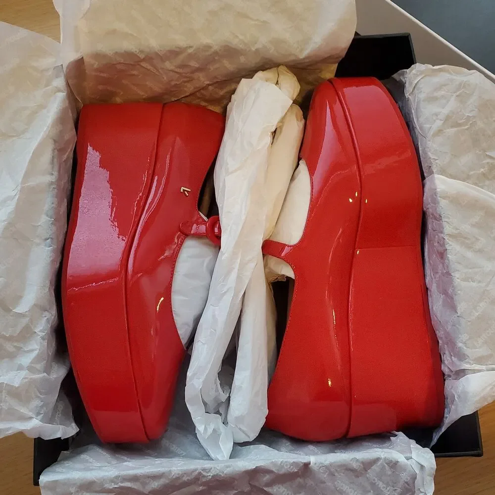 NEW Larroude Blair Flatform Red Patent Leather Platform Mary Janes